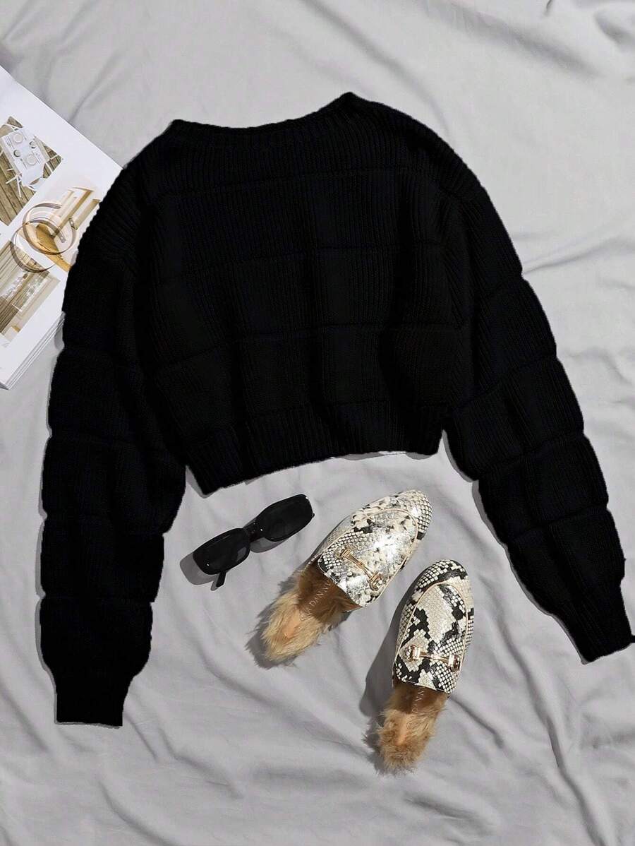 Lune | Cropped Cable Knit Sweater