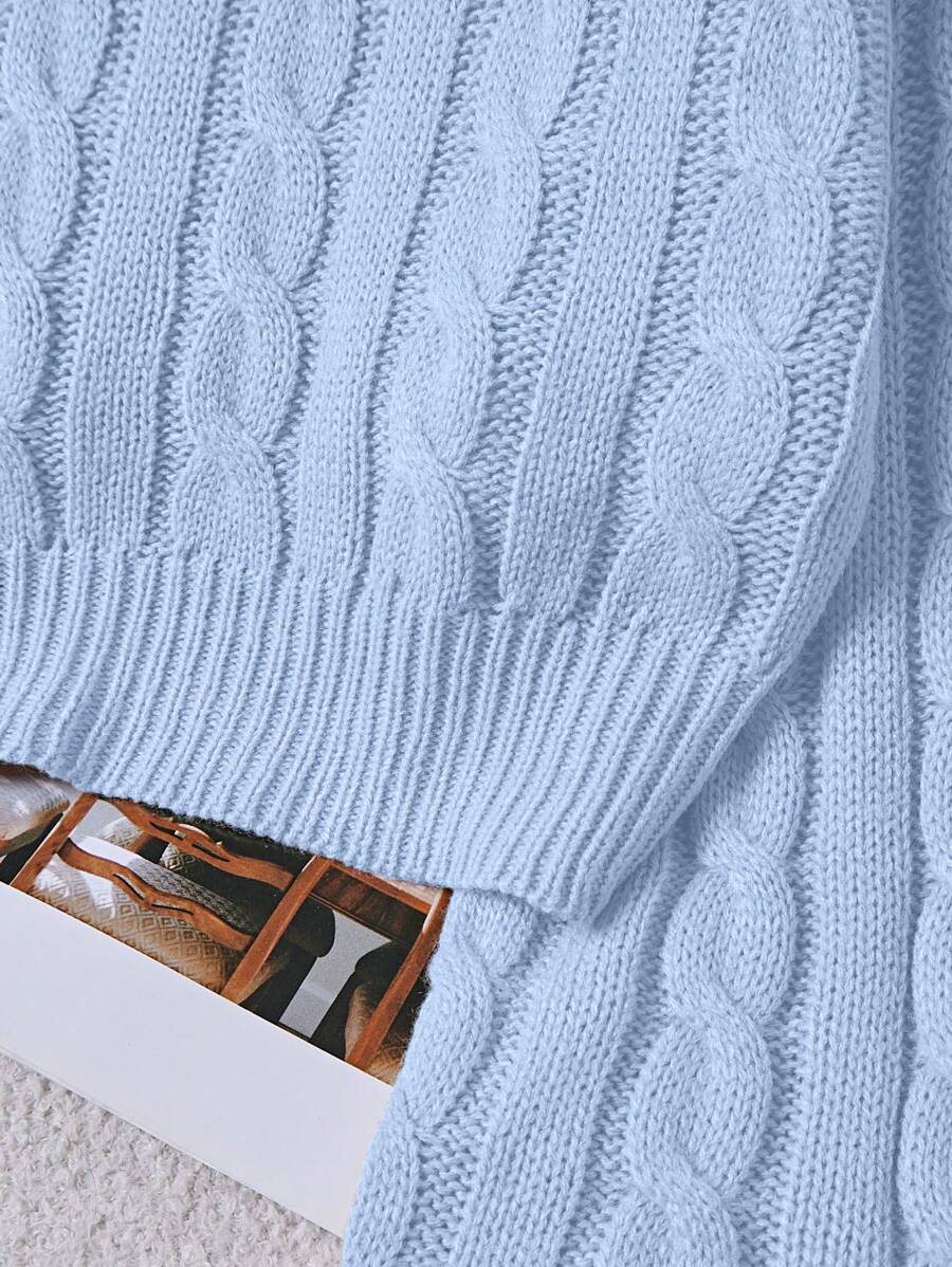 Lune | Cropped Cable Knit Sweater