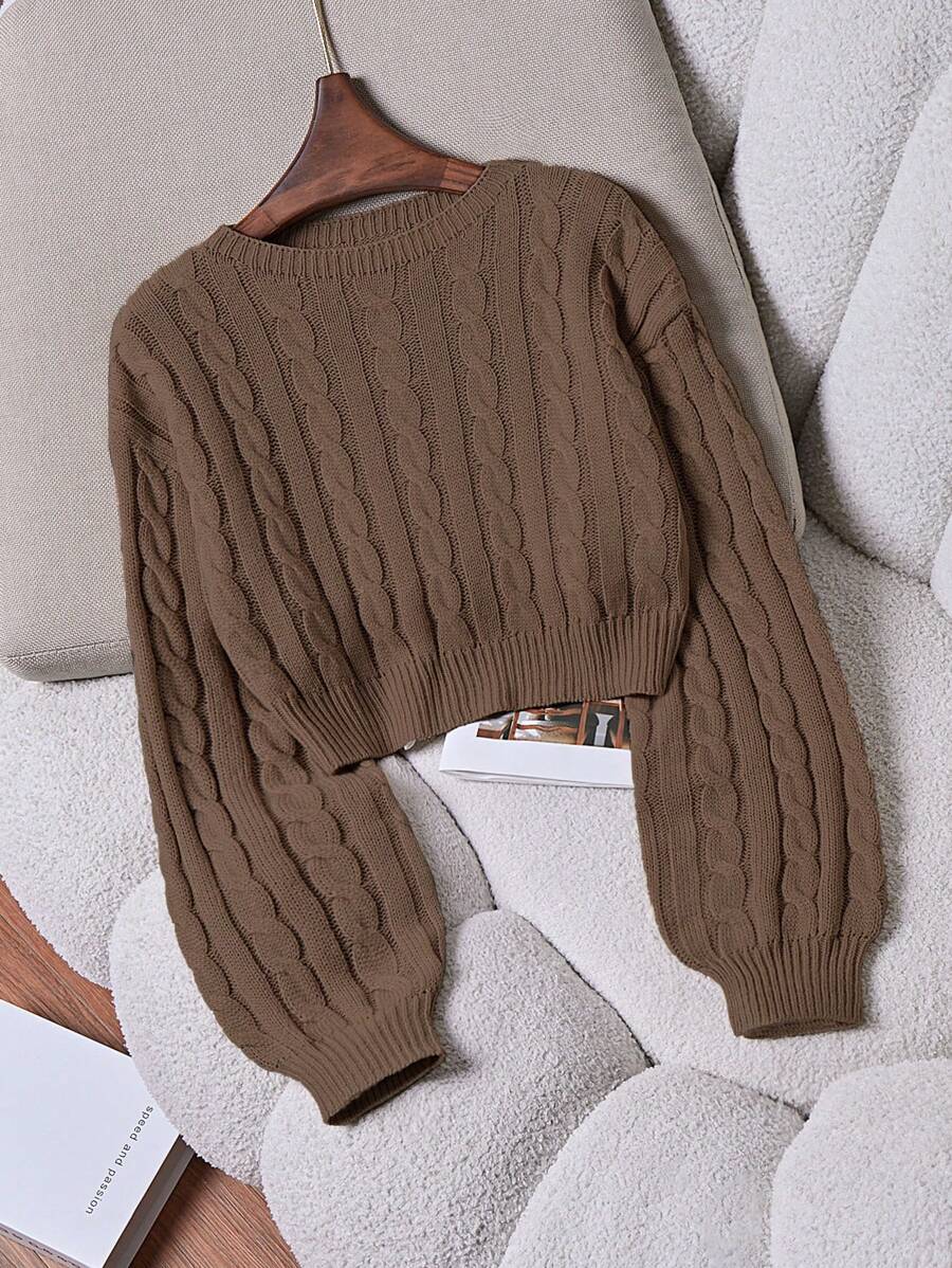 Lune | Cropped Cable Knit Sweater