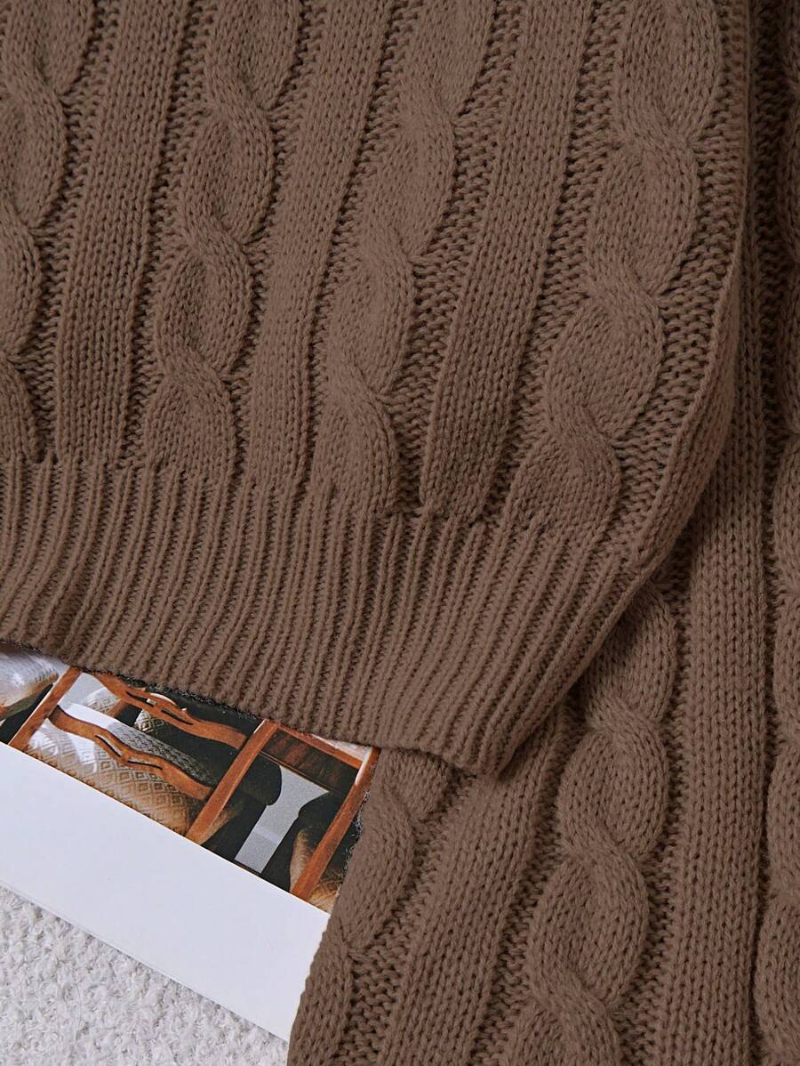 Lune | Cropped Cable Knit Sweater