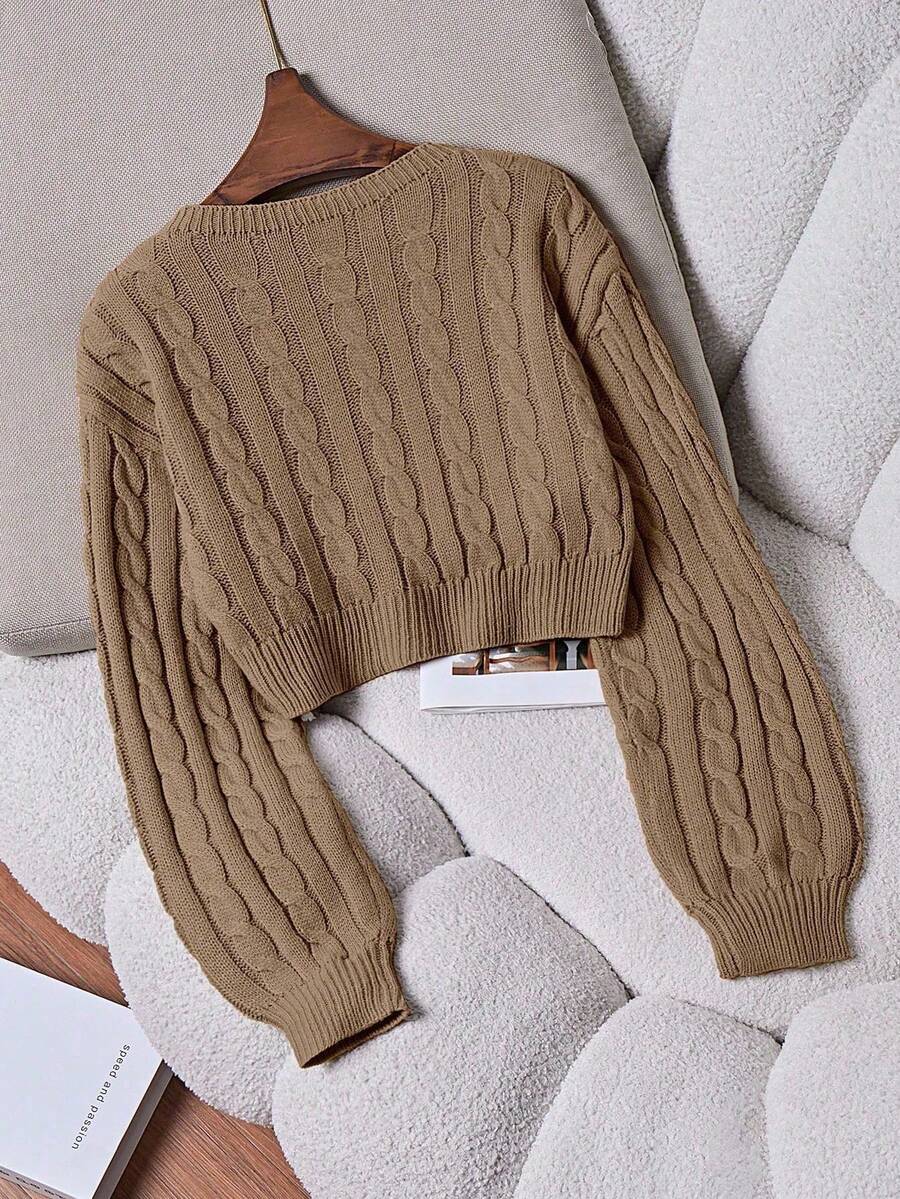 Lune | Cropped Cable Knit Sweater