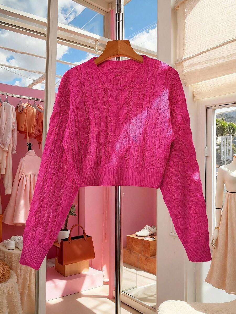 Lune | Cropped Cable Knit Sweater