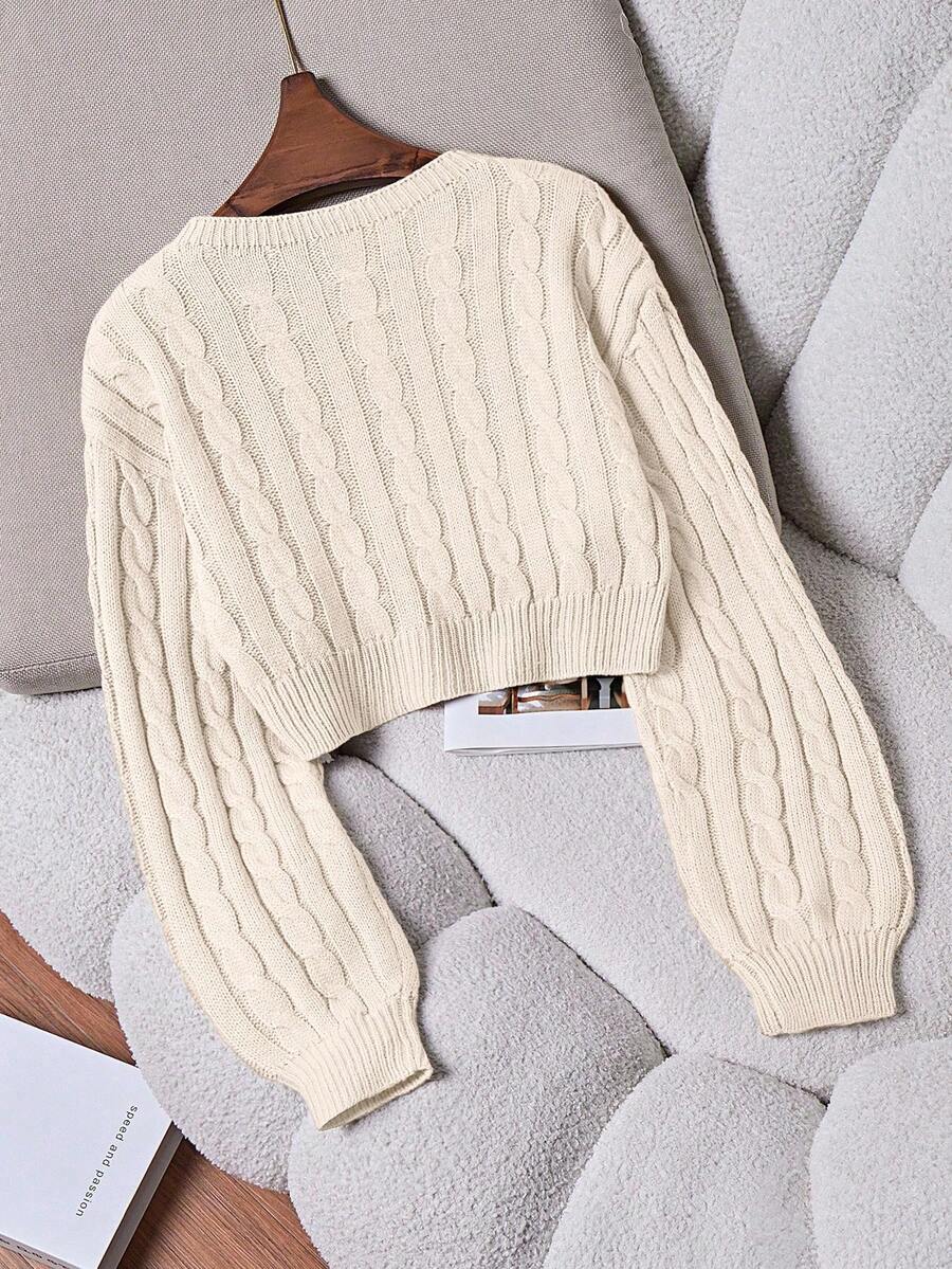 Lune | Cropped Cable Knit Sweater