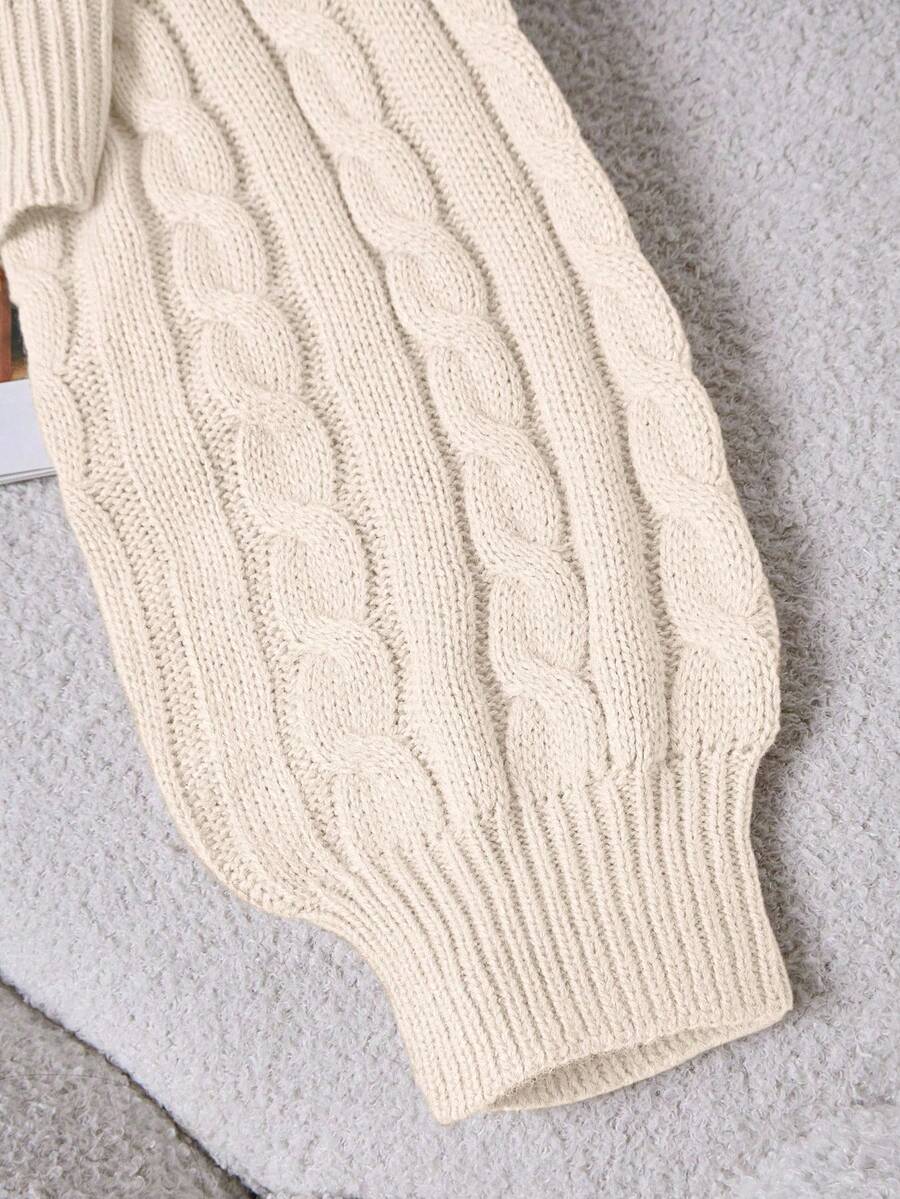 Lune | Cropped Cable Knit Sweater