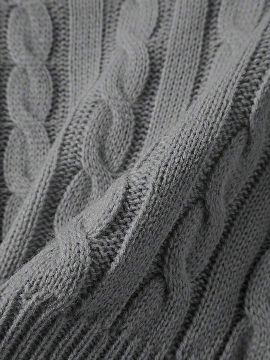 Lune | Cropped Cable Knit Sweater