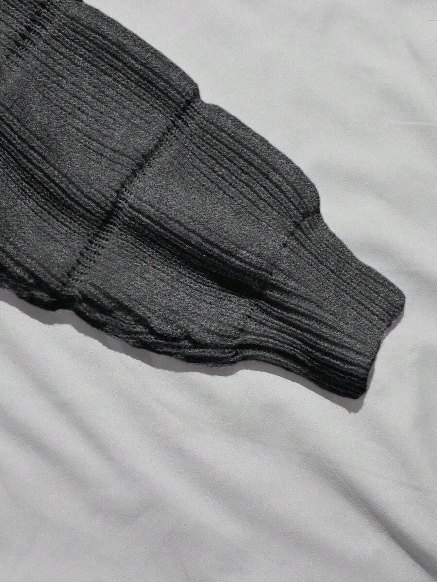 Lune | Cropped Cable Knit Sweater