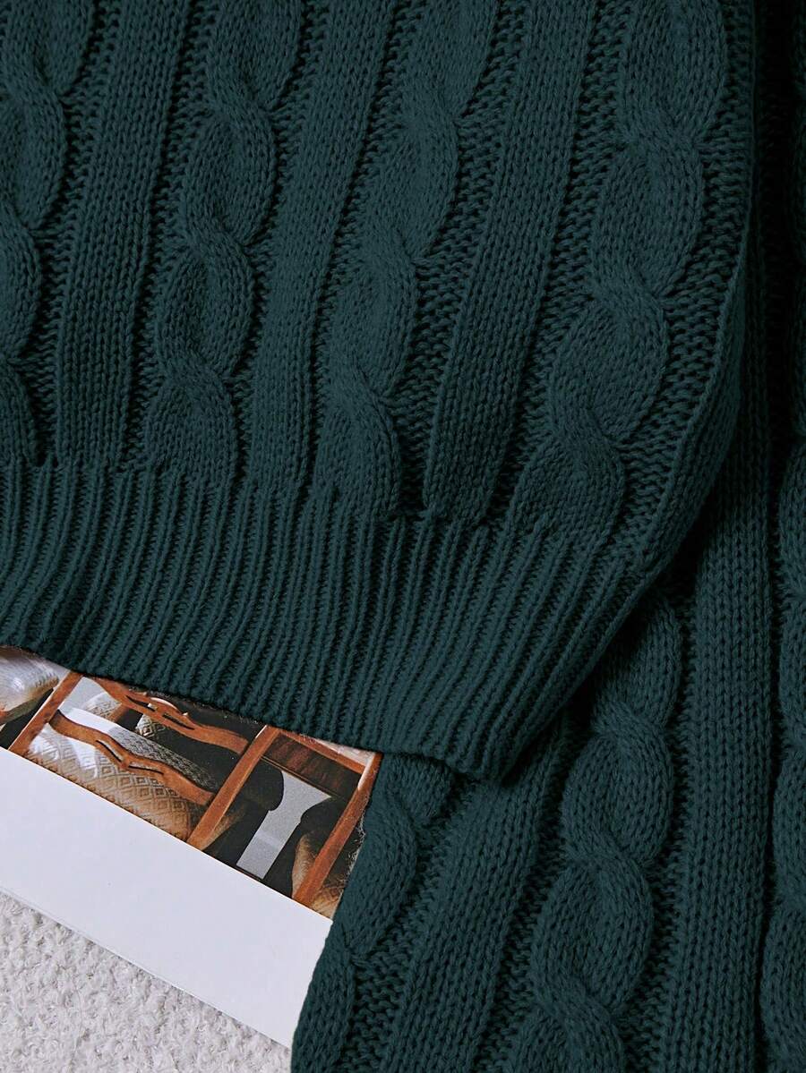 Lune | Cropped Cable Knit Sweater