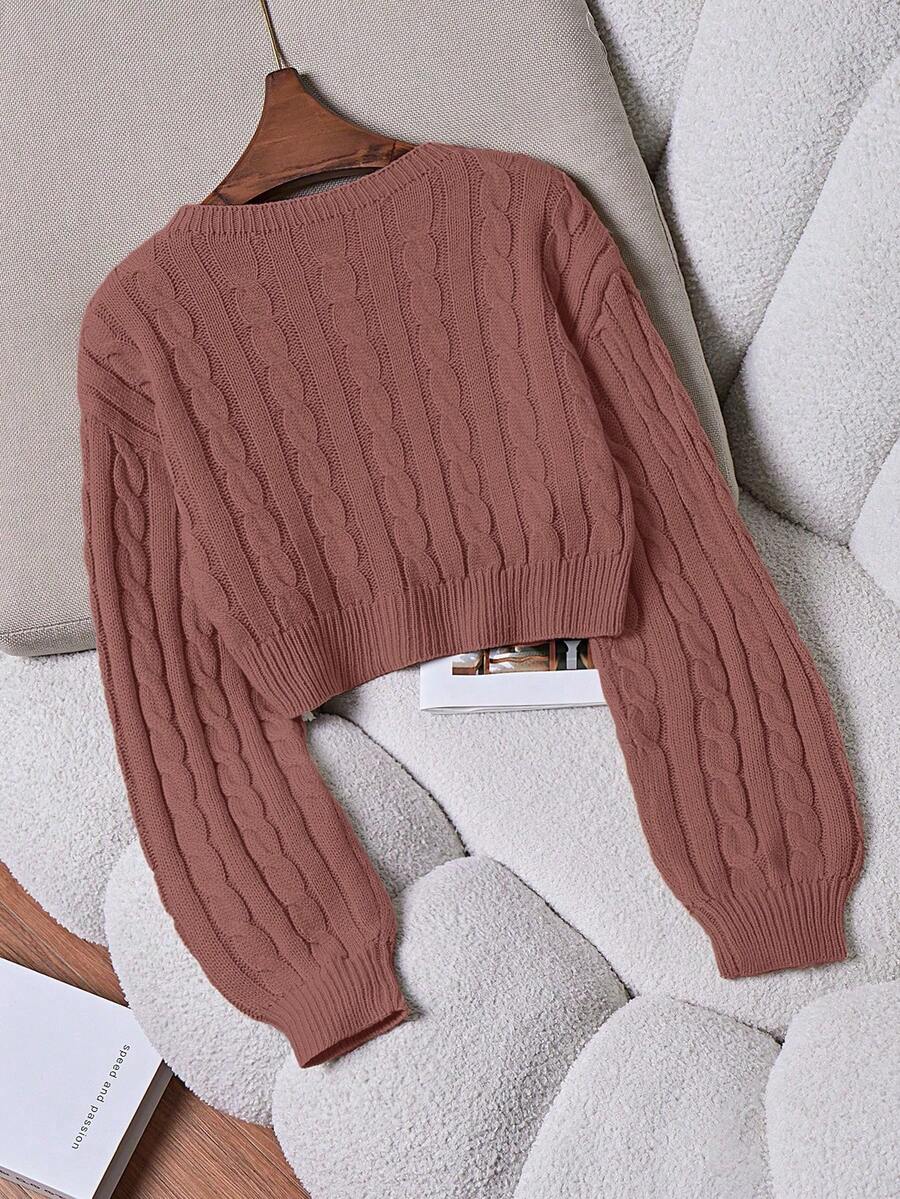 Lune | Cropped Cable Knit Sweater