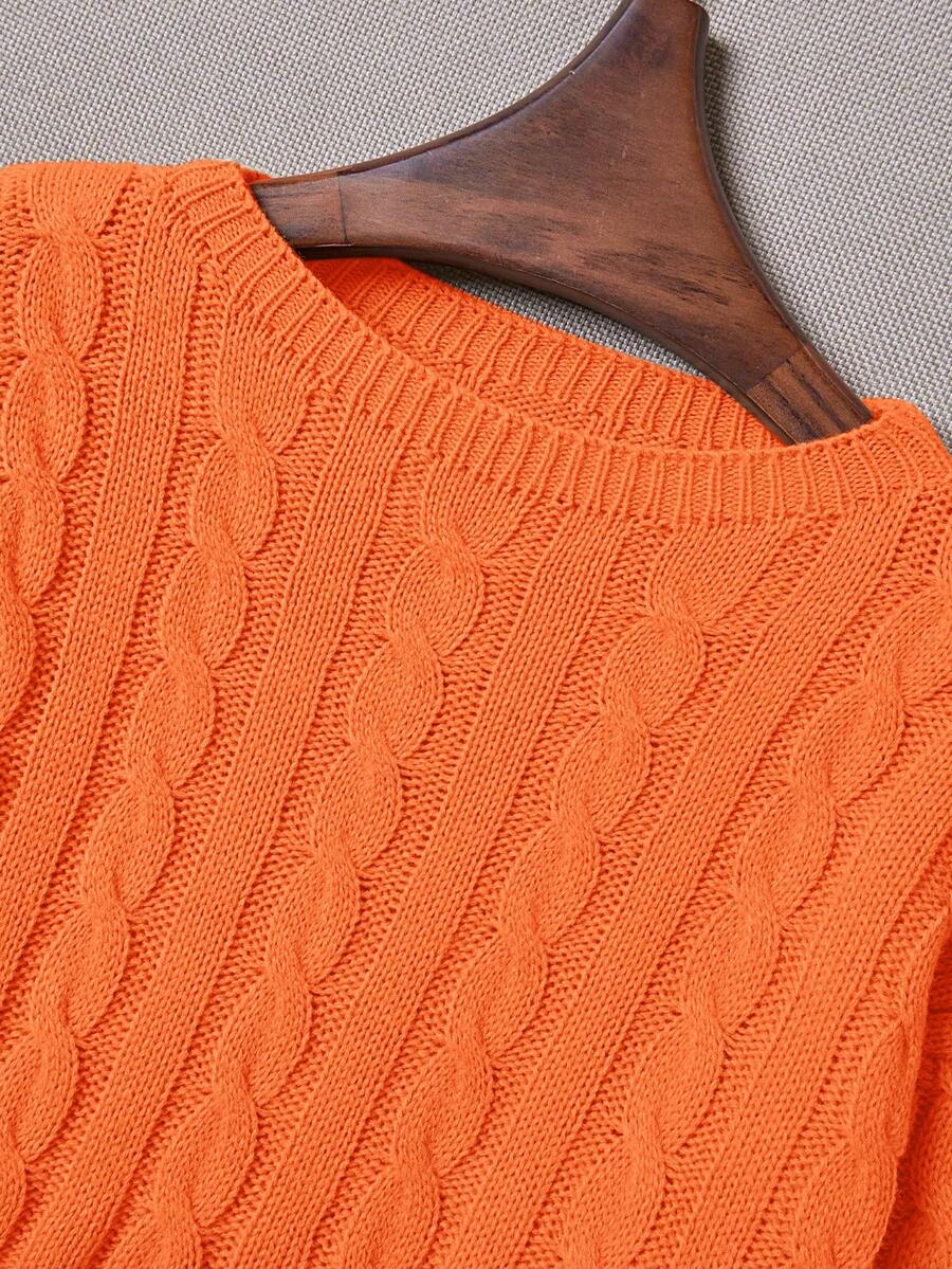 Lune | Cropped Cable Knit Sweater