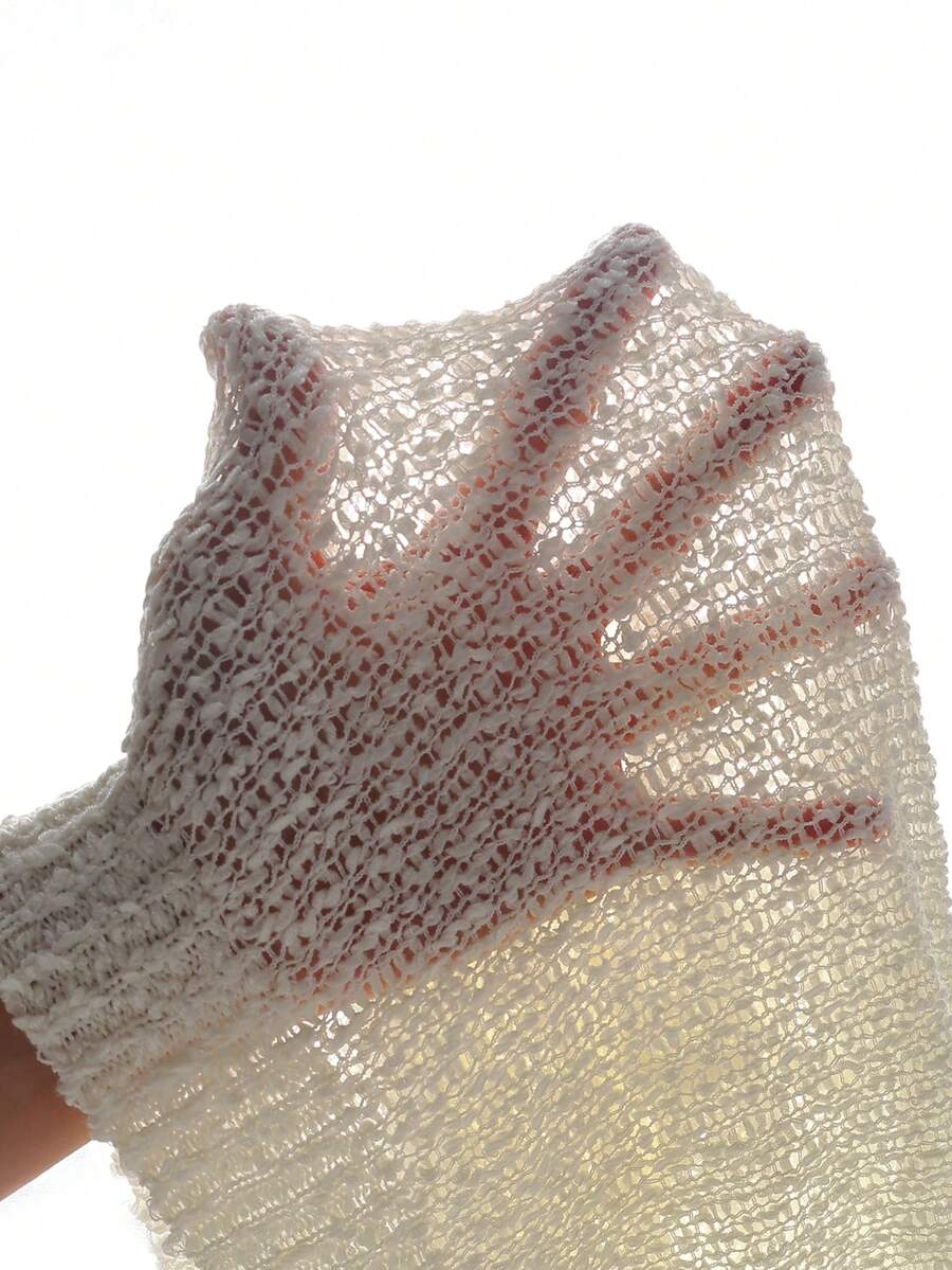 Lune | Cropped Cable Knit Sweater