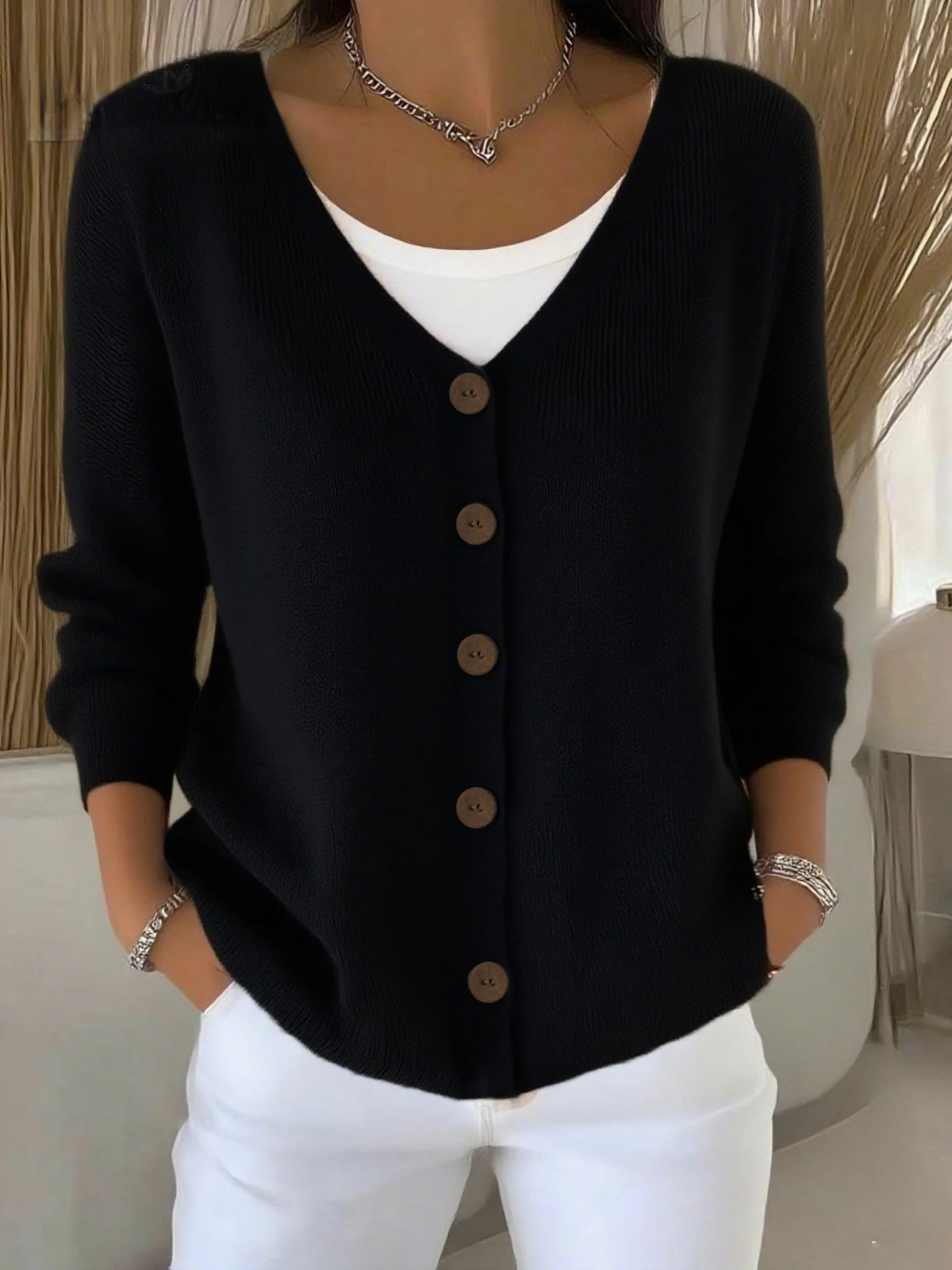 Lyra | Buttoned V-Neck Knit Cardigan