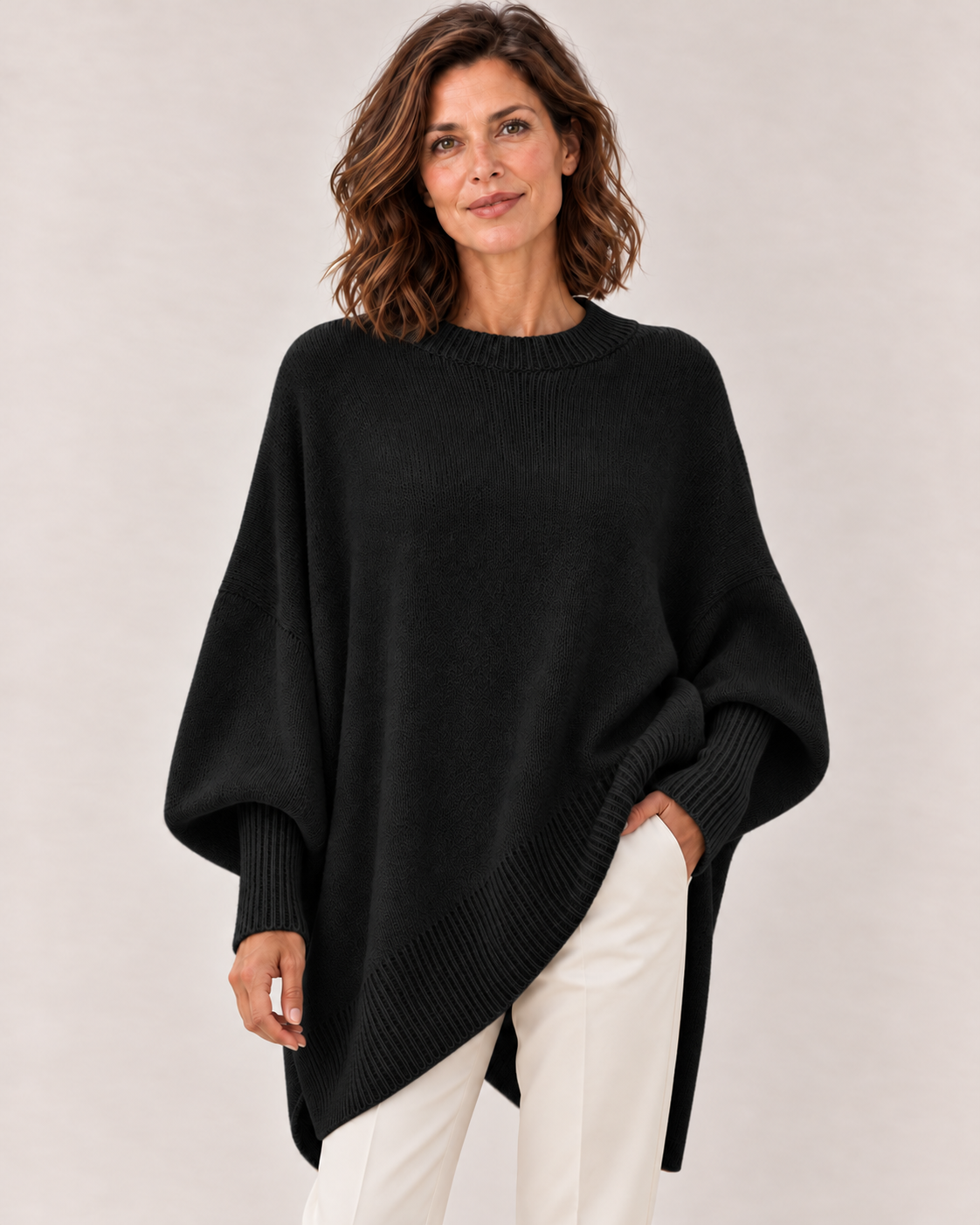 Women's Oversized Knit Sweater in Black