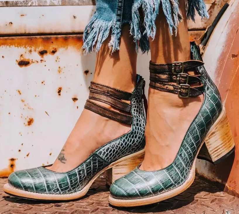 Corinne | Elegant Comfort Sandals